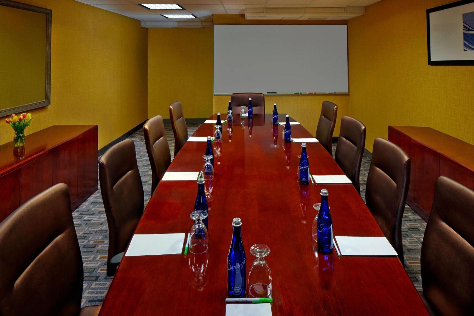 Courtyard Hartford Cromwell Ξενοδοχείο Εξωτερικό φωτογραφία