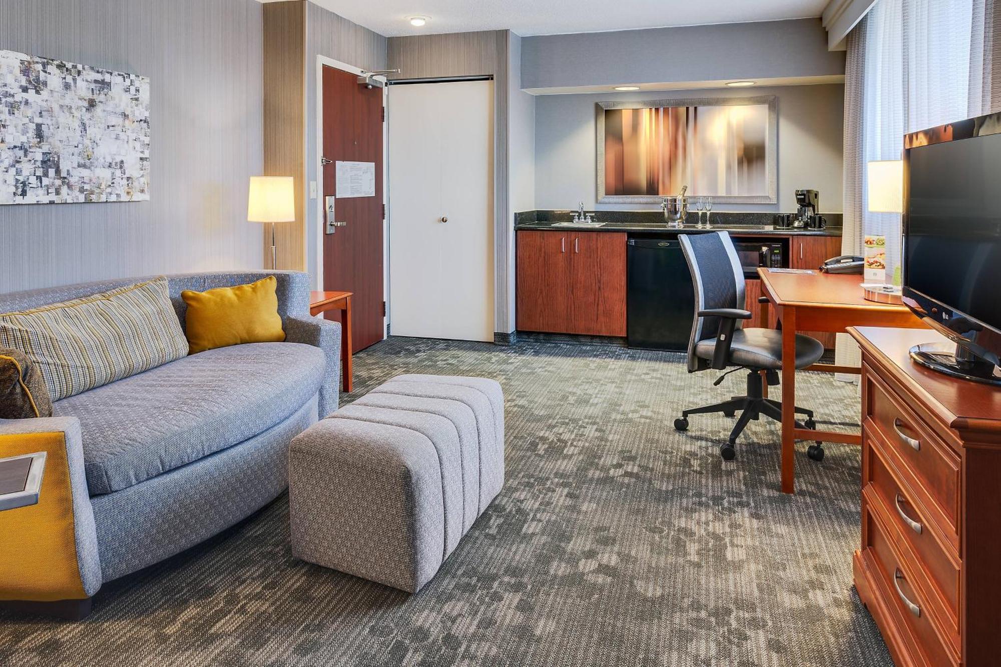 Courtyard Hartford Cromwell Ξενοδοχείο Εξωτερικό φωτογραφία